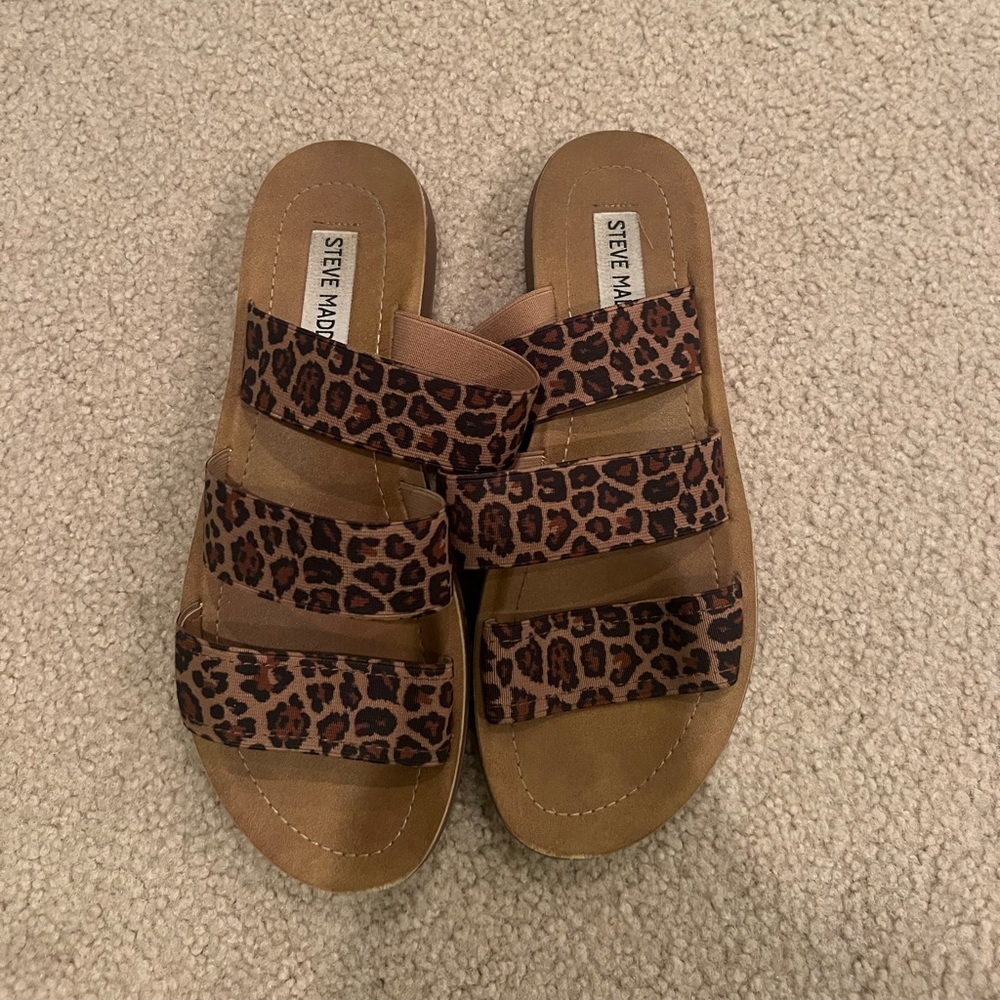 steve madden animal print sandals